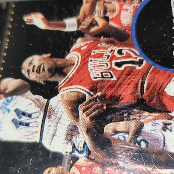 Michael Jordan. ERROR CARD. MJ is wearing the number 12 jersey. - Picture 2 of 4